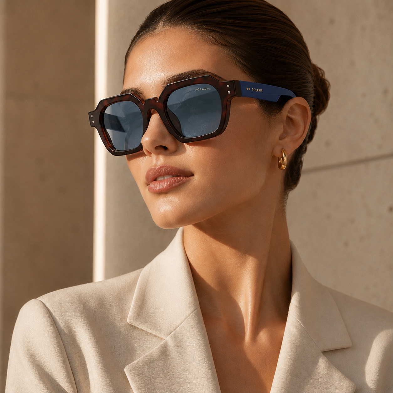 PANAREA C3 – Havana Scuro, Lenti Blu Fumé con Aste Blu Royal